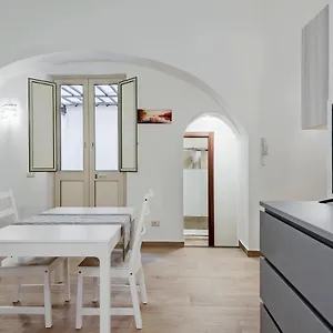 Trinita' 57 By Wonderful Italy Appartamento