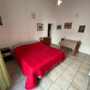 Casa Teatro Greco Casa vacanze Aeroporto di Catania Fontana Rossa