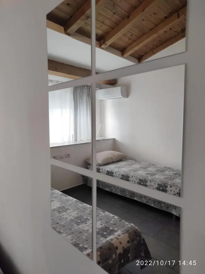 Appartamento Gentile Holiday House Aeroporto di Catania Fontana Rossa